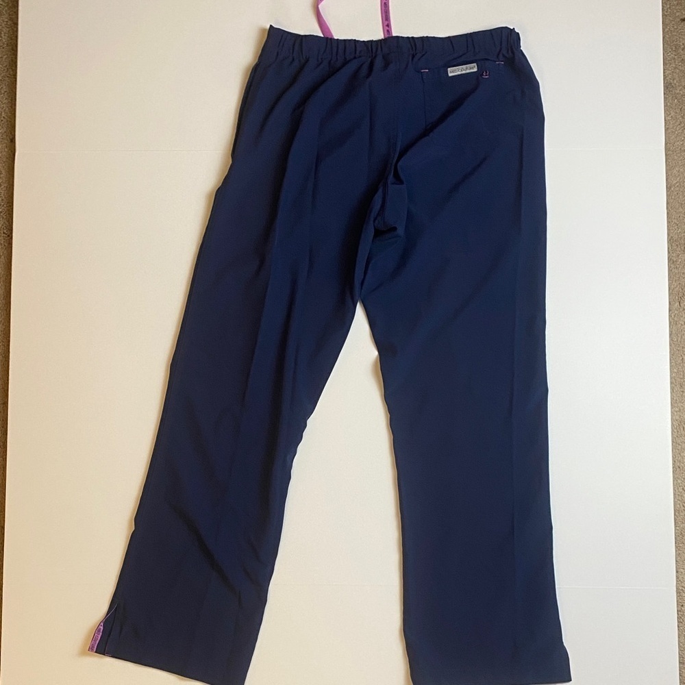Med Couture womens 3 pockets scrub pants Navy with Pink Details - Picture 3 of 7